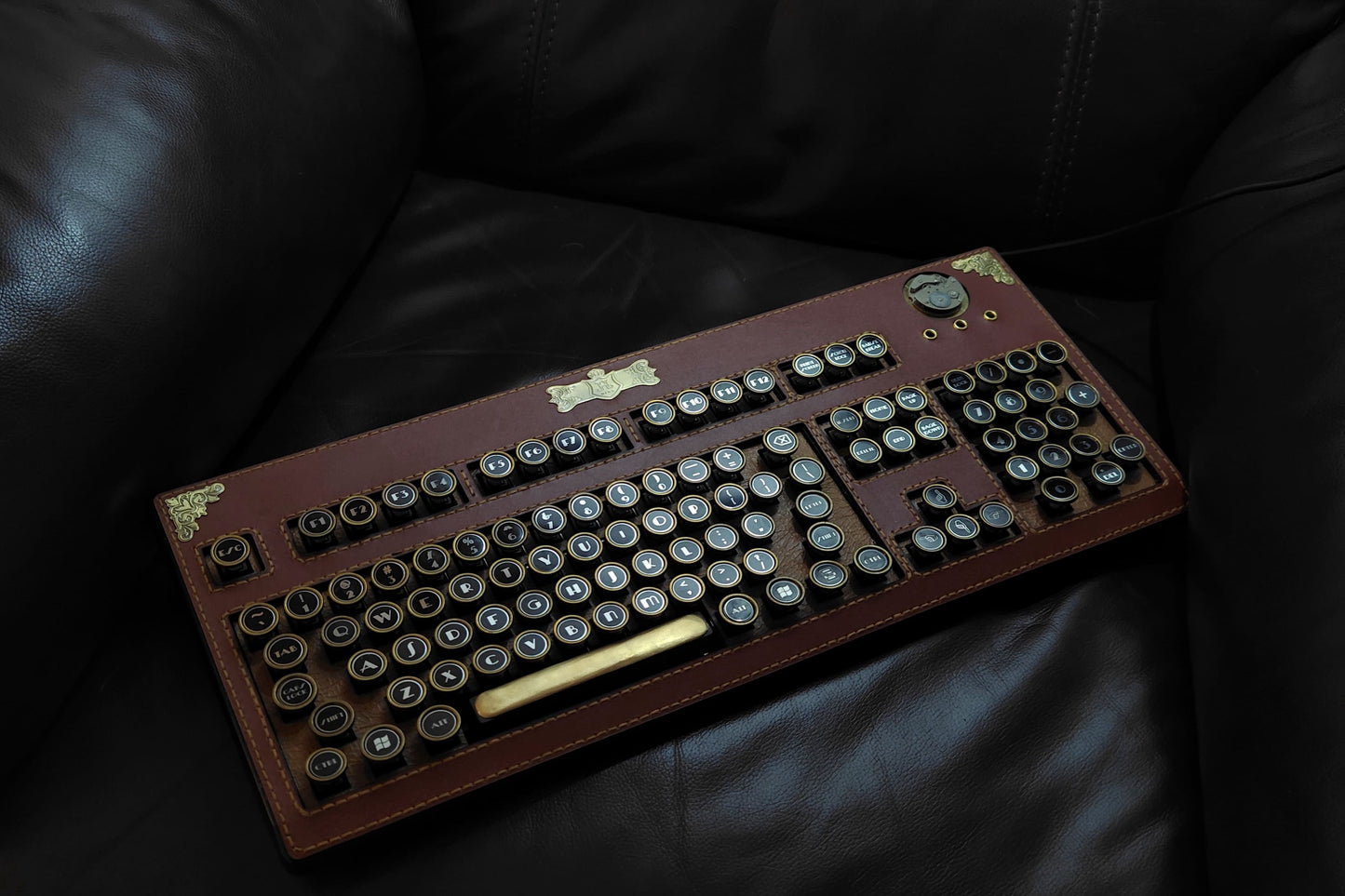HOBIK "Chronos" Edition: Handcrafted Leather Steampunk Mechanical Keyboard