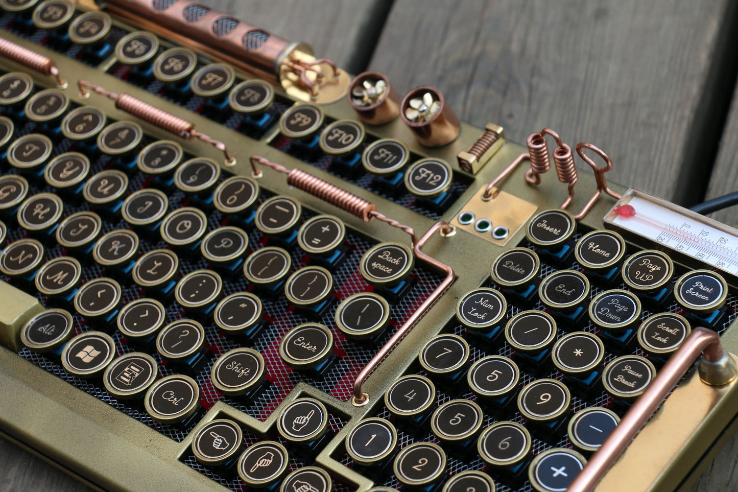 Hobik Handcrafted Heavy Metal Steampunk Brass Mechanical Keyboard
