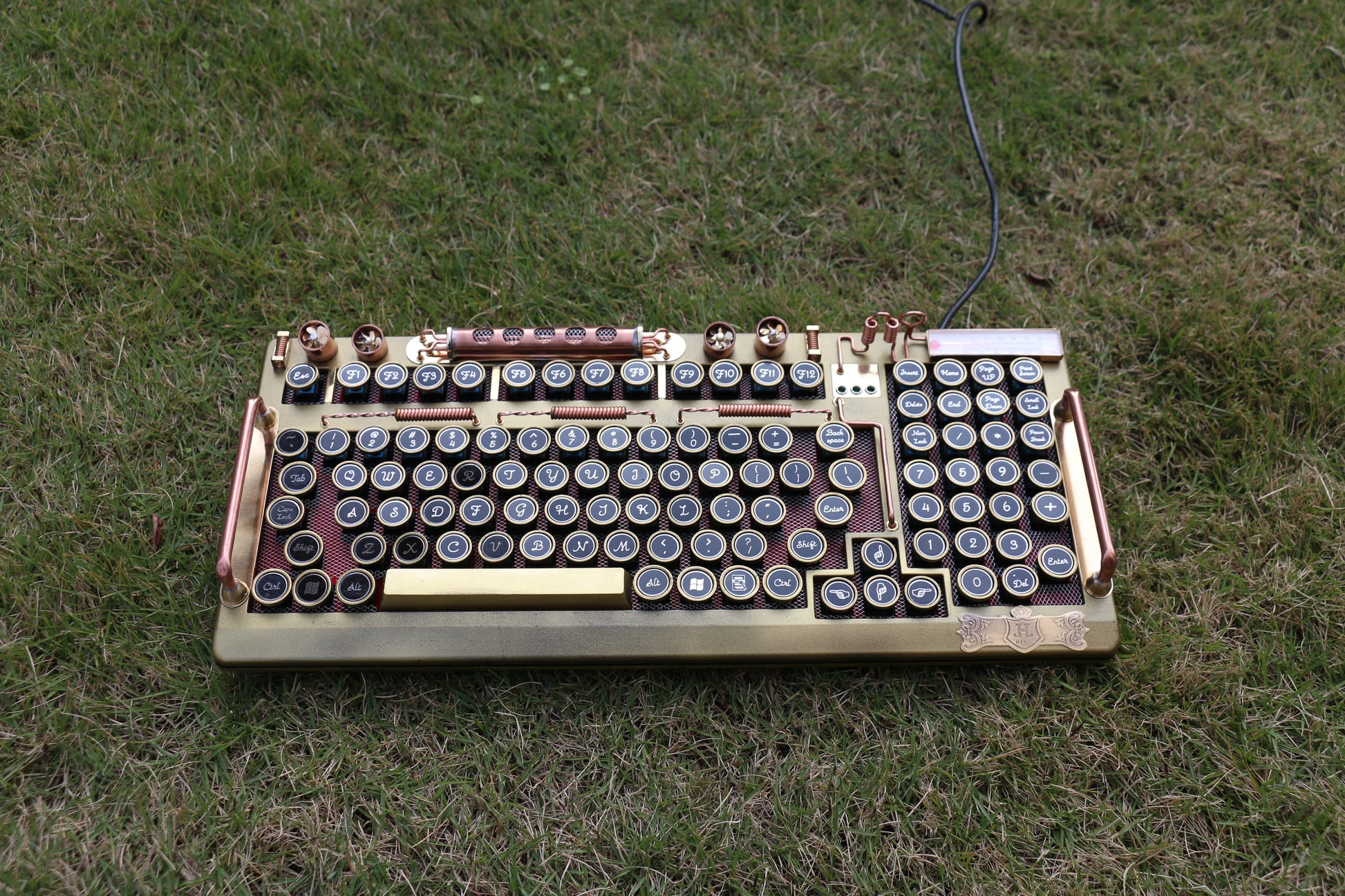 Hobik Handcrafted Heavy Metal Steampunk Brass Mechanical Keyboard