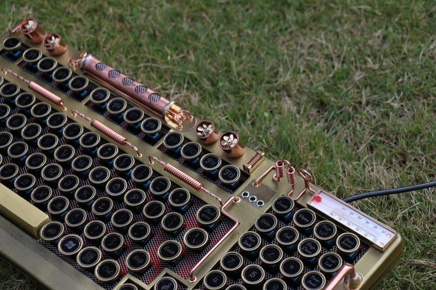Hobik Handcrafted Heavy Metal Steampunk Brass Mechanical Keyboard